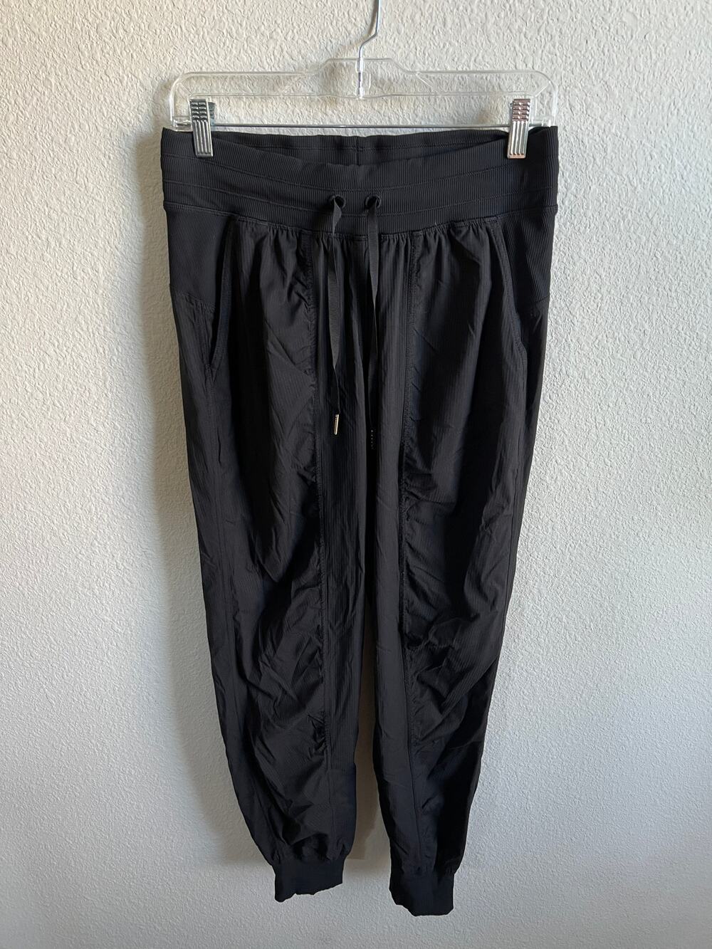 Lululemon Black Dance Studio Mid Rise Jogger Pants Women's 6 Gym Workout Athlete